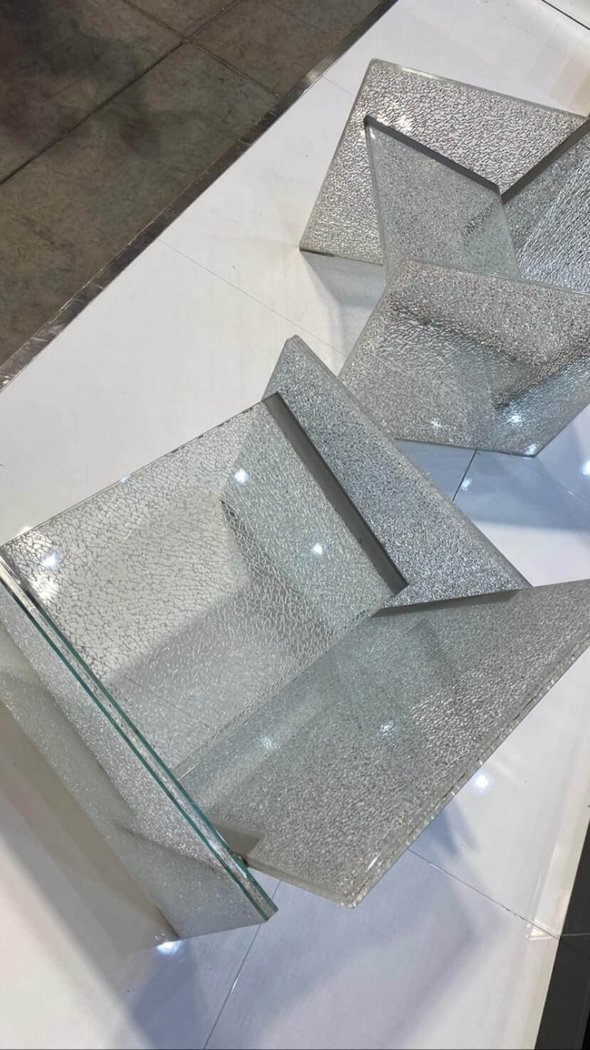 Корпусная мебель из стекла на выставке ISaloni 2022